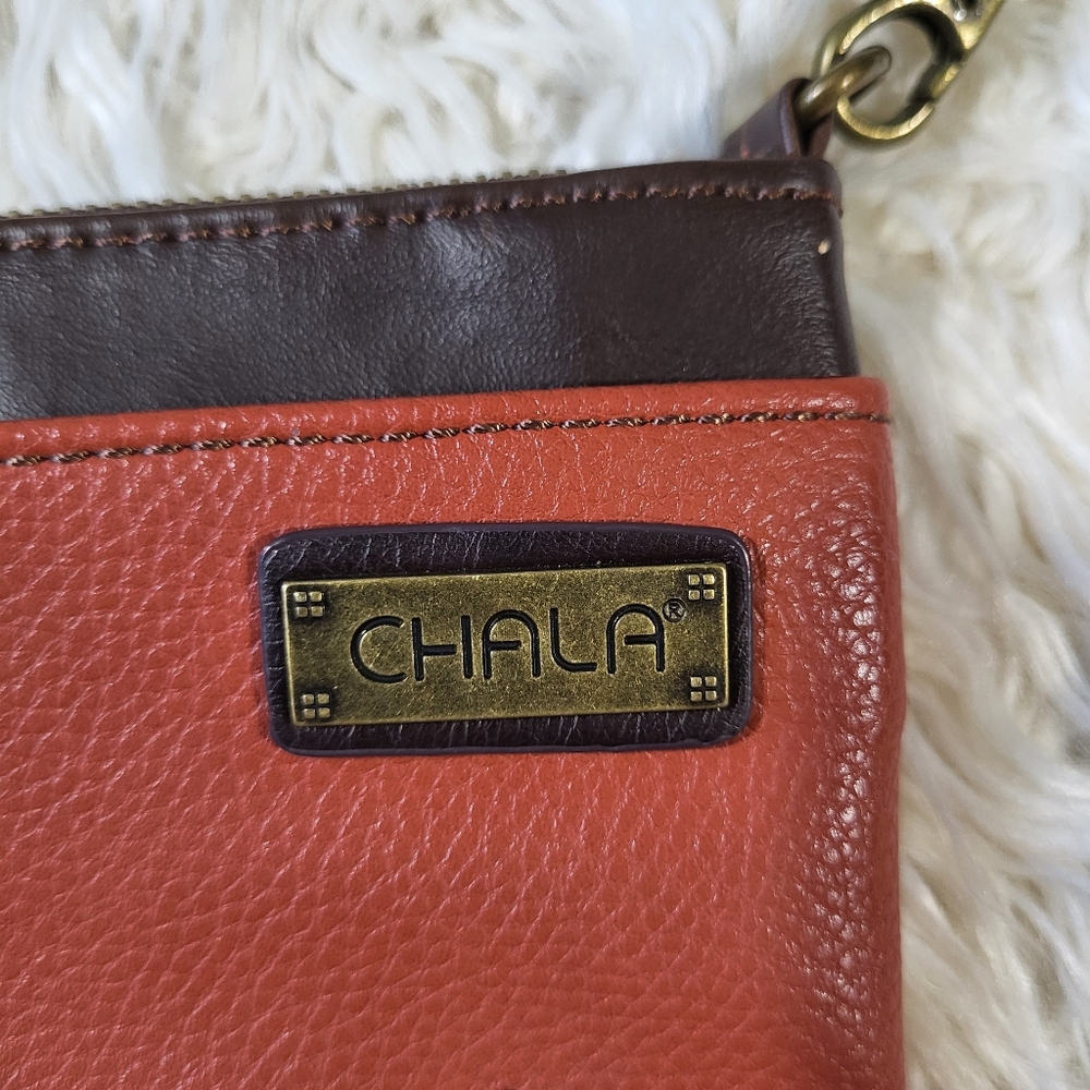 Chala Crossbody Leather Bird Design Bag With Adjustable Strap - Picture 5 of 13